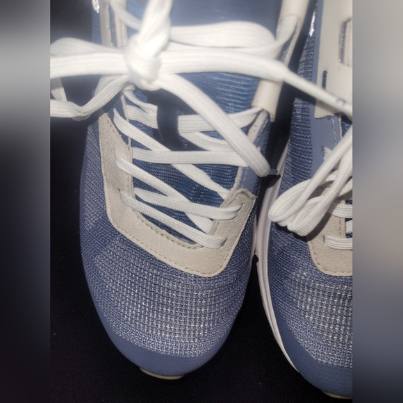 On Running casual sneakers Cloudrift size women's 8.5 color Metal/Navy - Picture 6 of 12